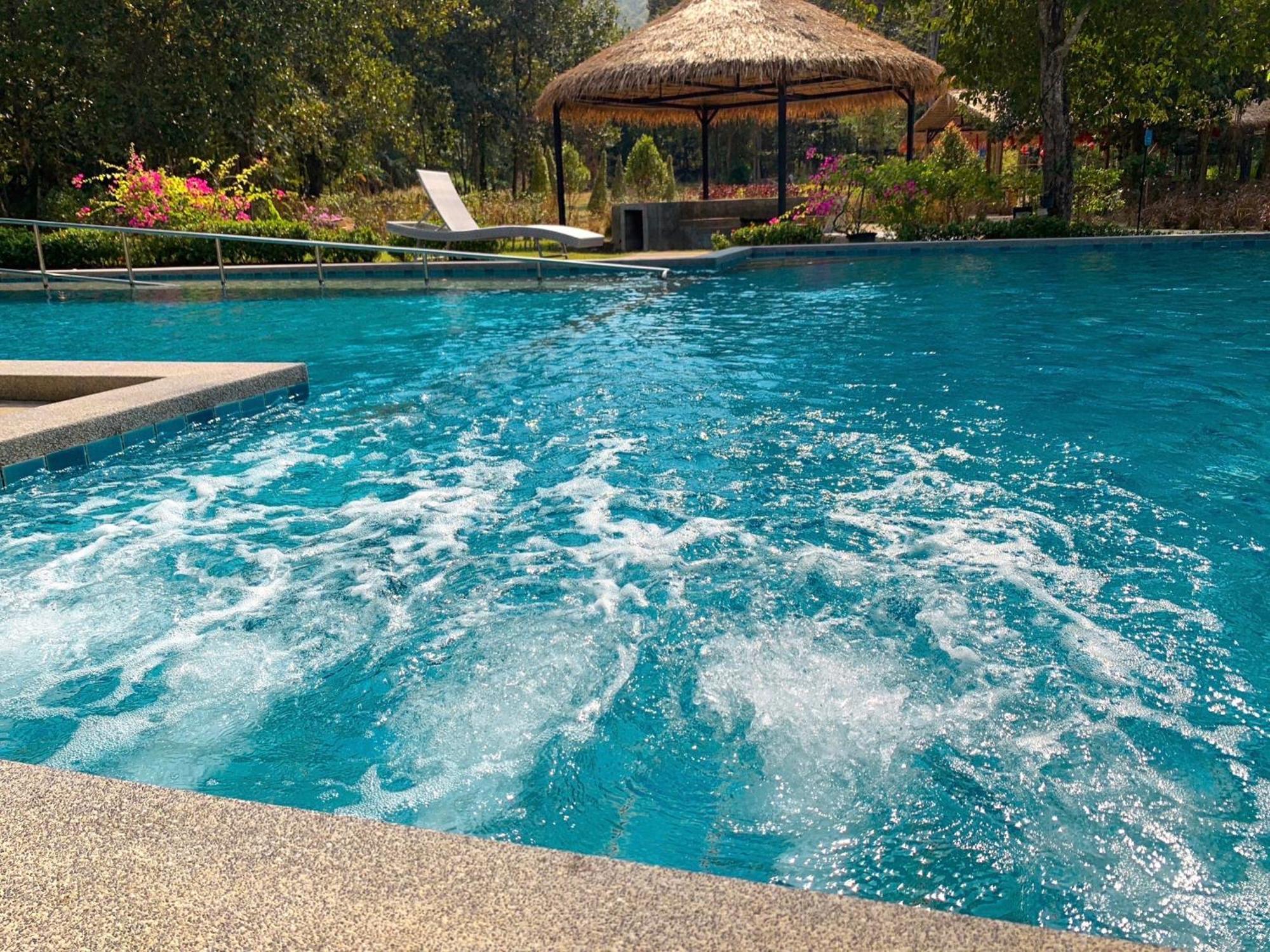 San Kamphaeng Baan Pingkan Wellness Resort מראה חיצוני תמונה